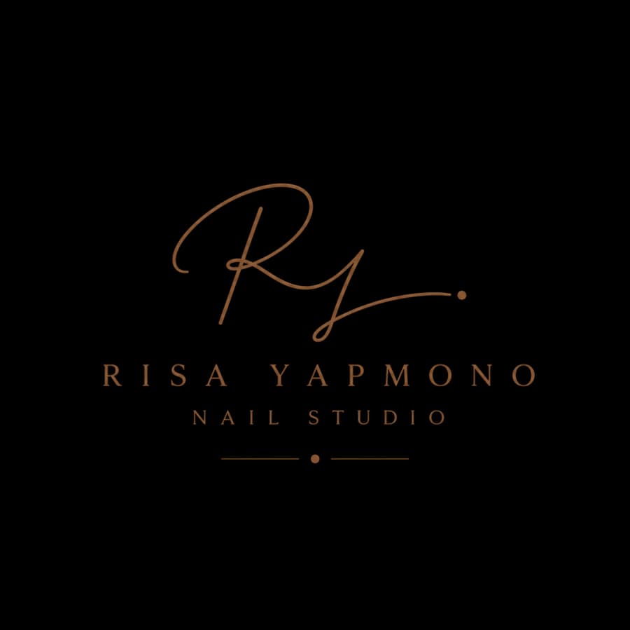 Risa Yapmono Nail Studio